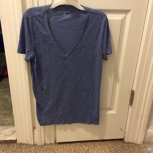 GAP Fit blue v neck tee shirt Medium